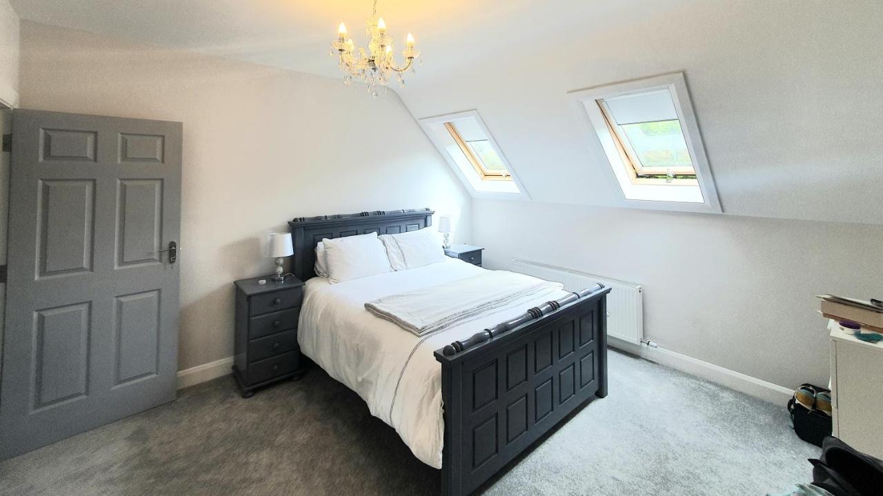 N0 2 Greystones Clock Tower Lodge Leap Kültér fotó